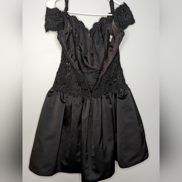 Chris Kole Vintage off the shoulder beaded COUTURE dress - Picture 4 of 15